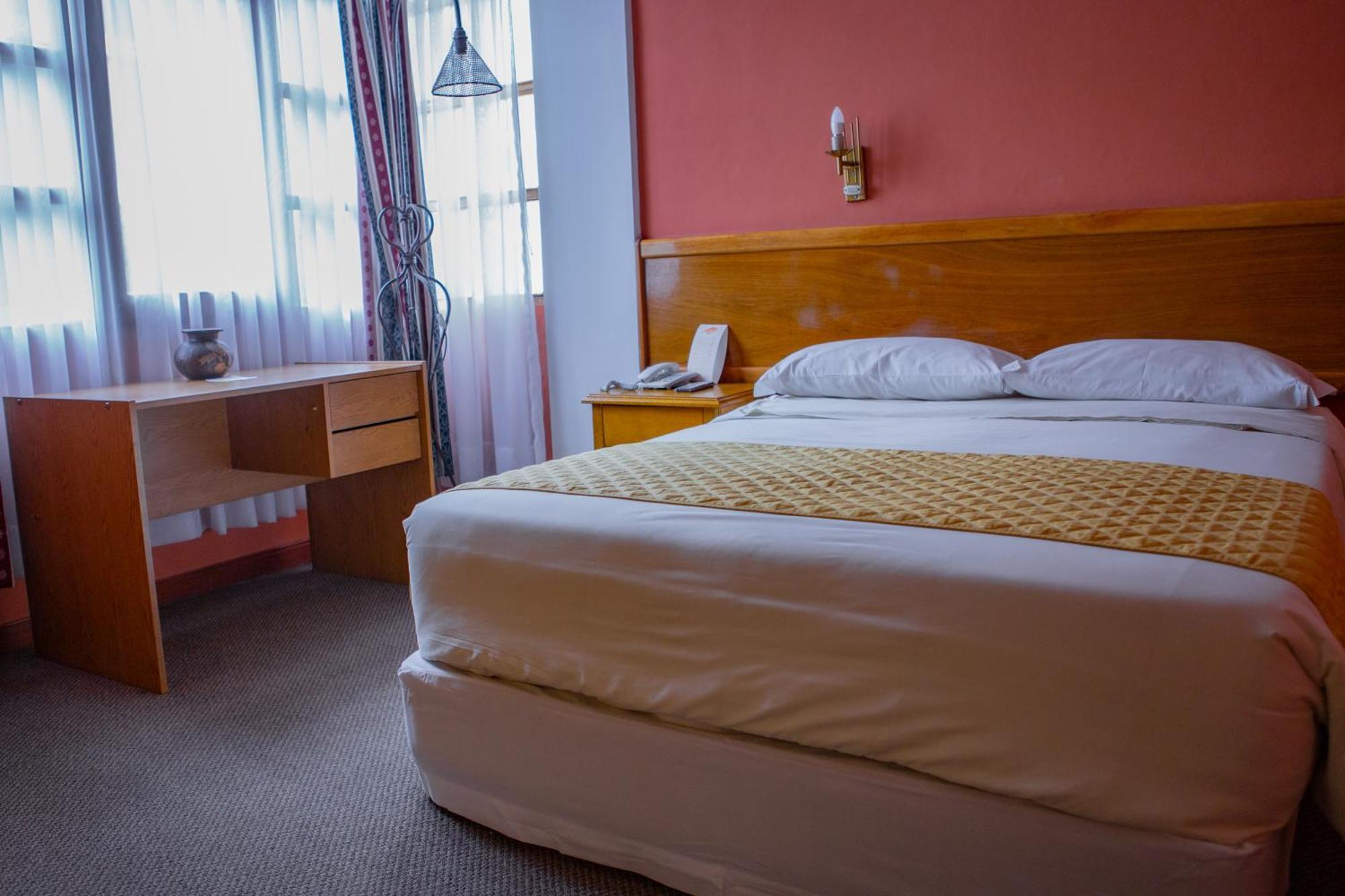 Hotel Cima Argentum Потоси Экстерьер фото